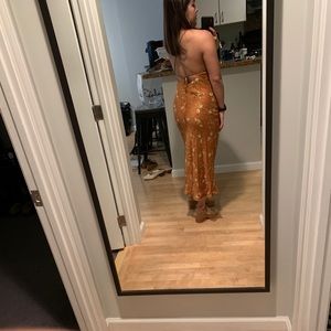 sun becomes her wildflower midi dress